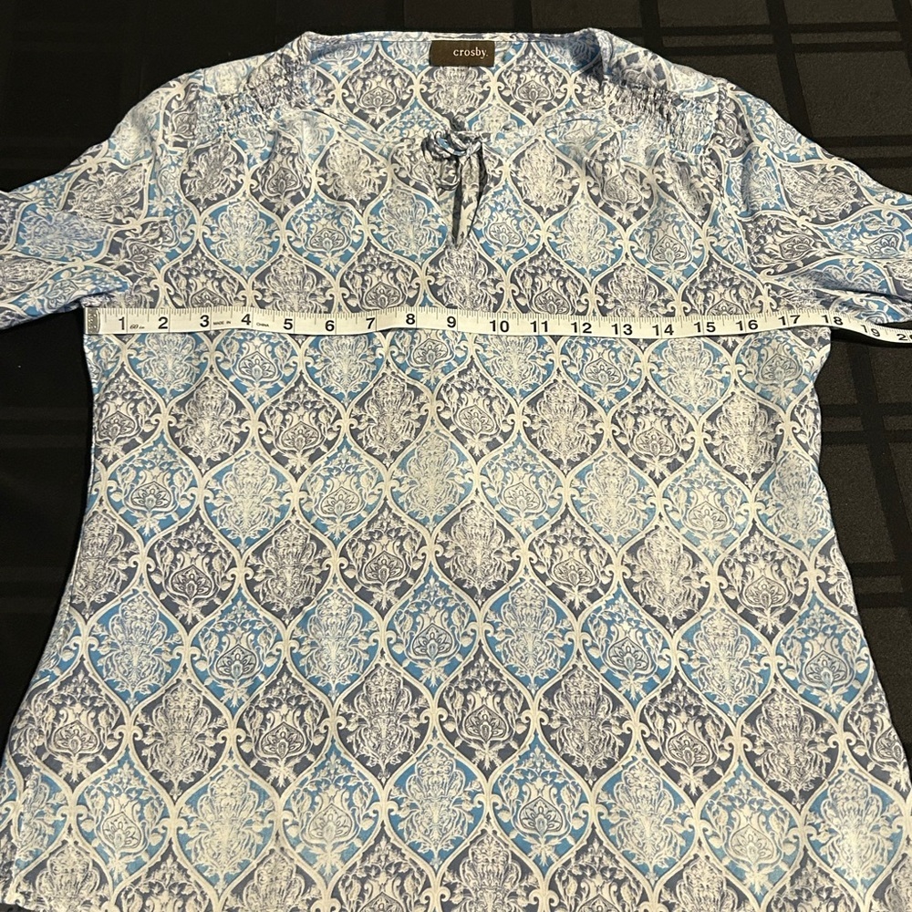 Crosby Blue and White Relaxed Blouse with Mandarin Collar Size L - Picture 5 of 9